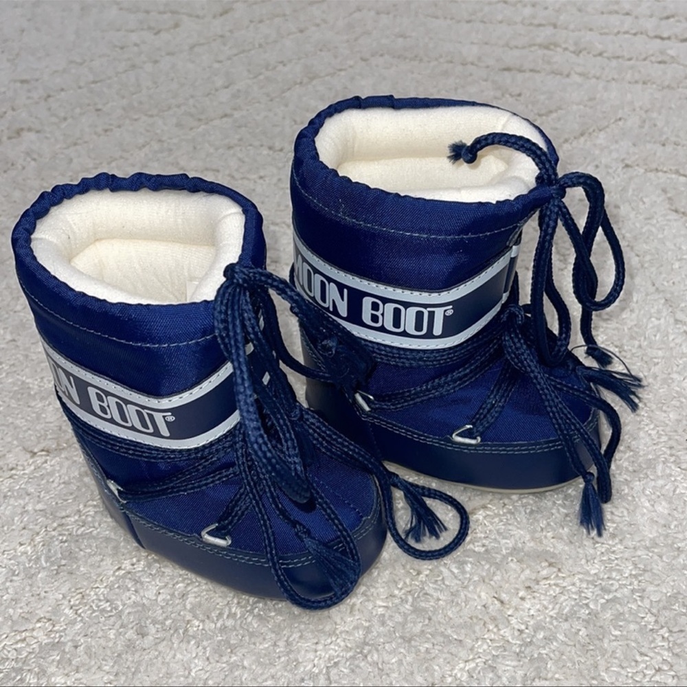 Moonboots